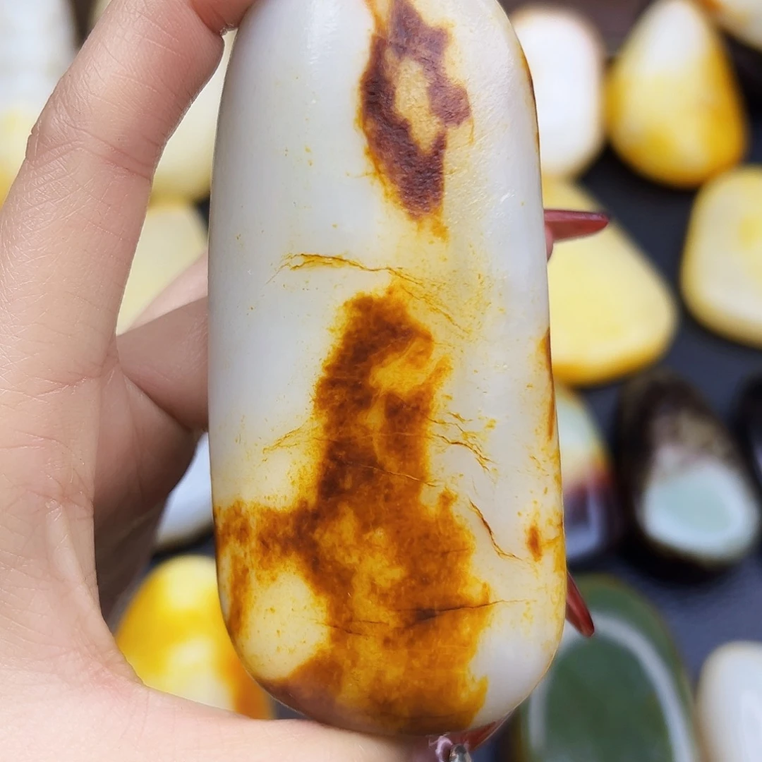 和田玉挂件未镶嵌步*者