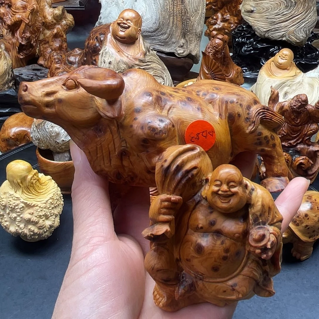 人***由柏木（崖柏）纯手工制作