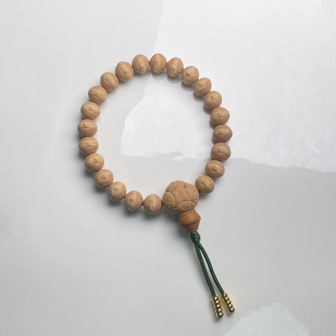 【F0082】树王碟桩实心凤眼10.3-10.5mm高油密秒沉水高规整精卡高货