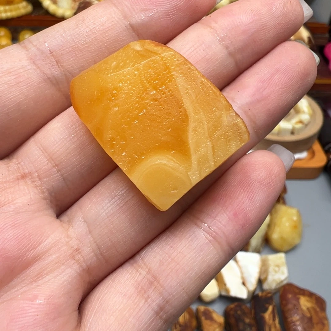 定制琥珀未镶嵌蜜蜡