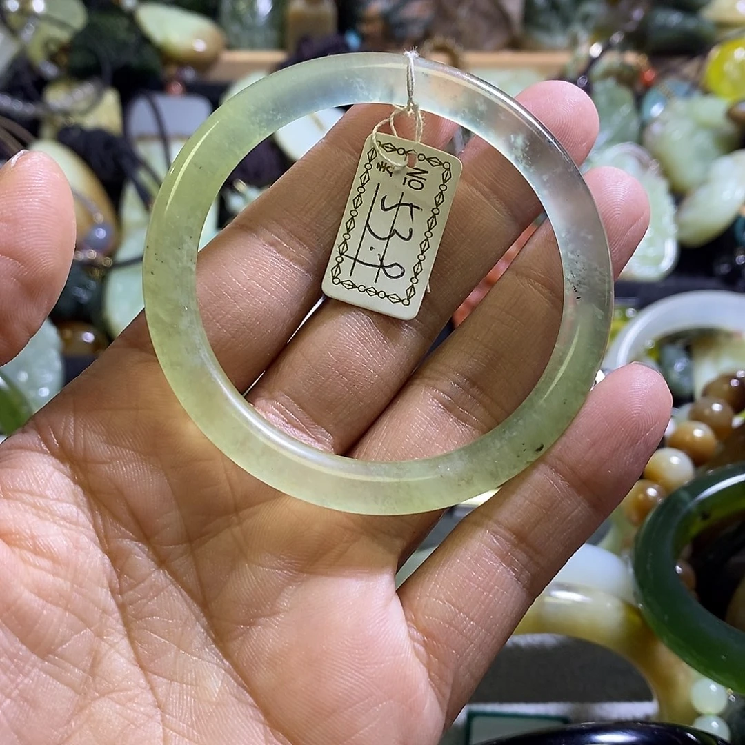 岫玉未镶嵌手镯53-54口径