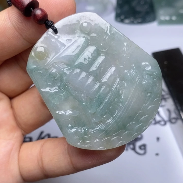 颈饰未镶嵌翡翠翡翠