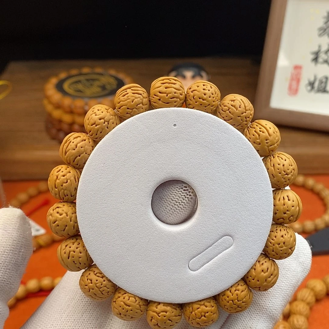桃核手串荔枝12.5  （尺寸误差0.5之间）