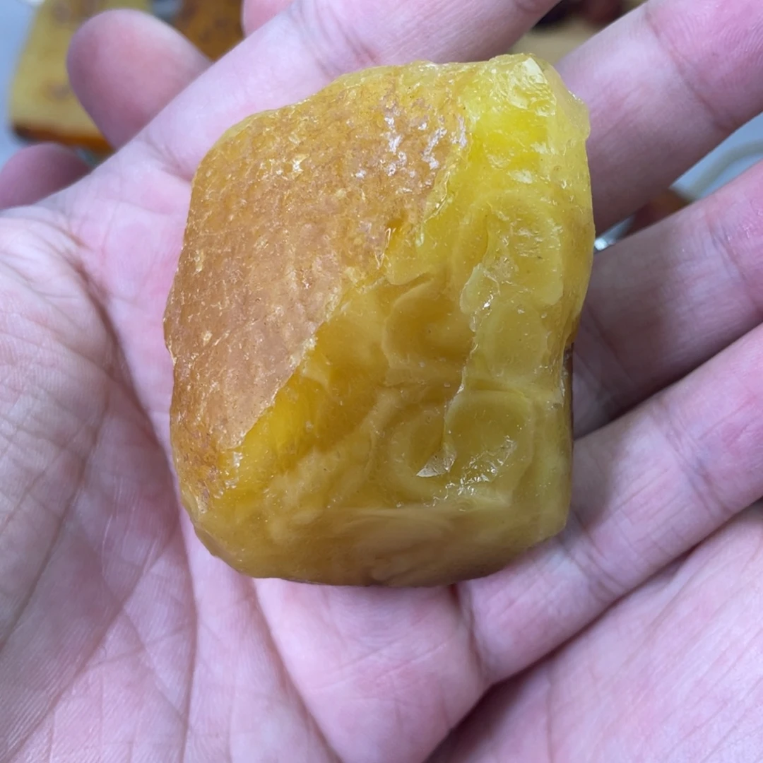 定制琥珀天然琥珀