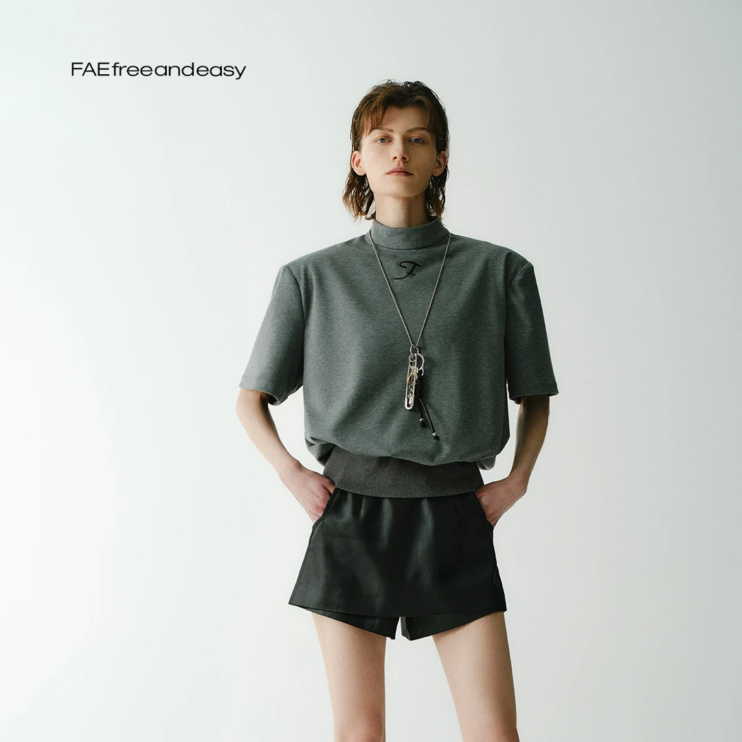 FAEfreeandeasy两幅面孔  精纺针织阔肩半袖上衣 B47080