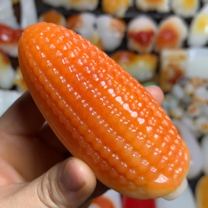 新疆戈壁石五彩石