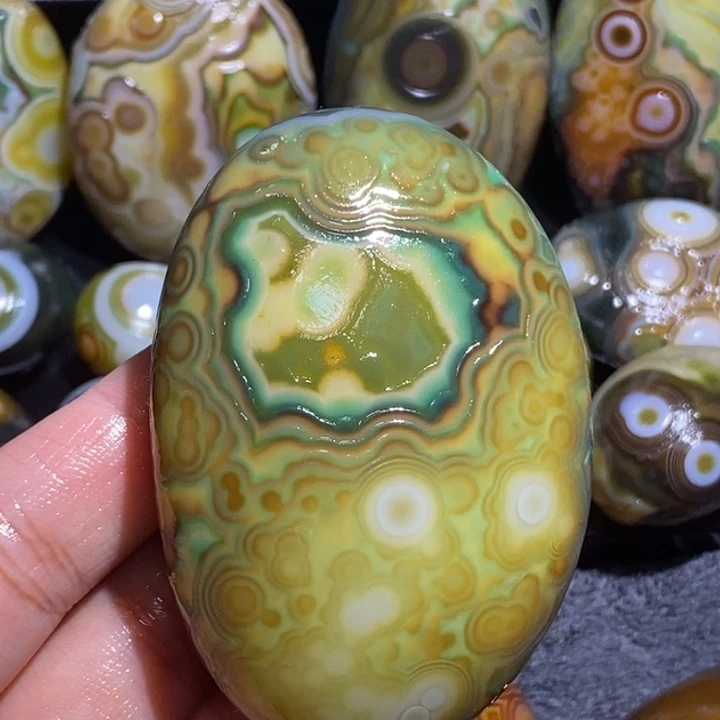 玛瑙/玉髓未镶嵌珠宝半成品127