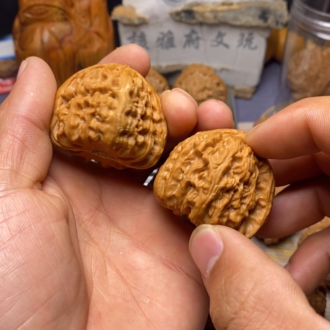 【闪购商品】文玩核桃把件天*蓝核桃