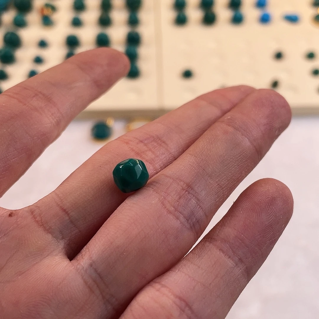 马***号绿松石未镶嵌耳饰