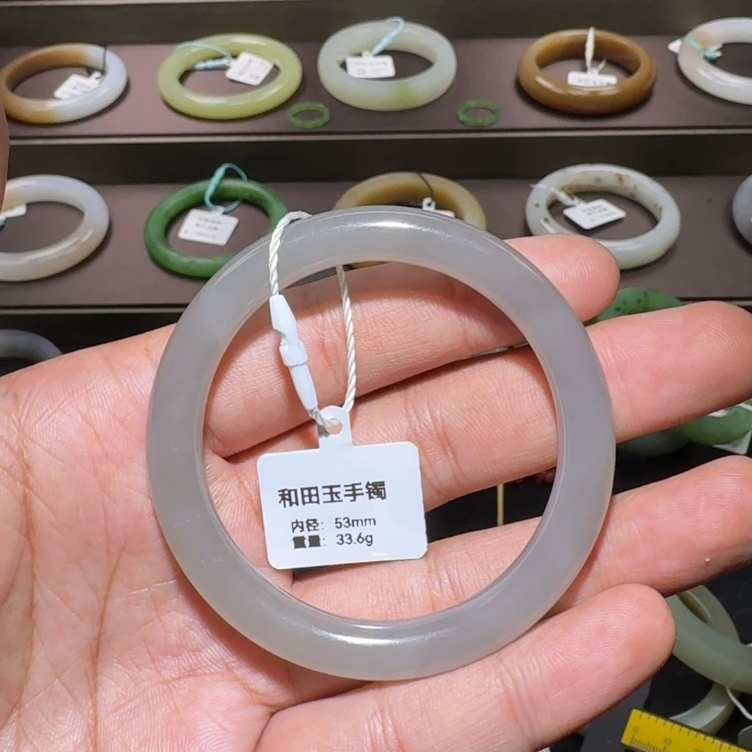 和田玉手镯未镶嵌53mm
