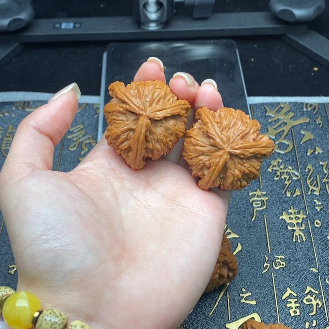 王***辉文玩核桃吊坠11111111111