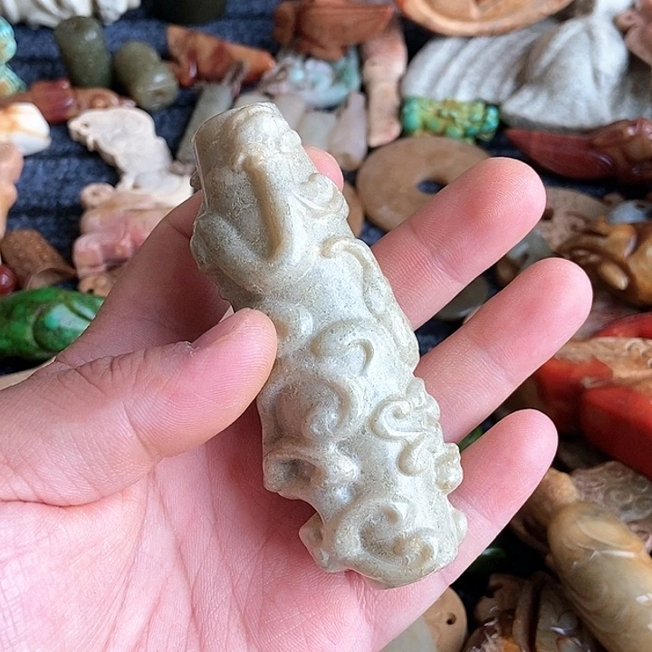 和田玉未镶嵌颈饰66