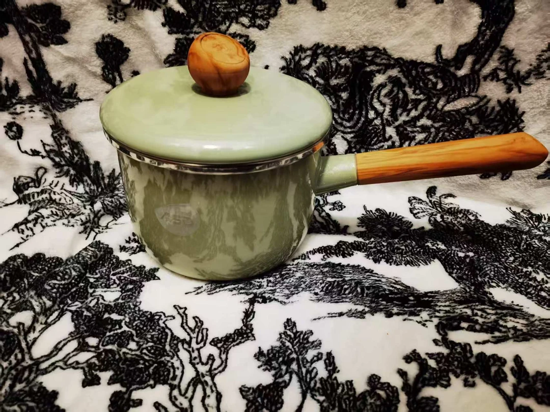 【高货捡漏】16cm轻珐琅晶彩奶锅 不粘锅 不挑灶具