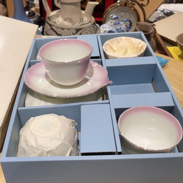 工艺品工艺美术品