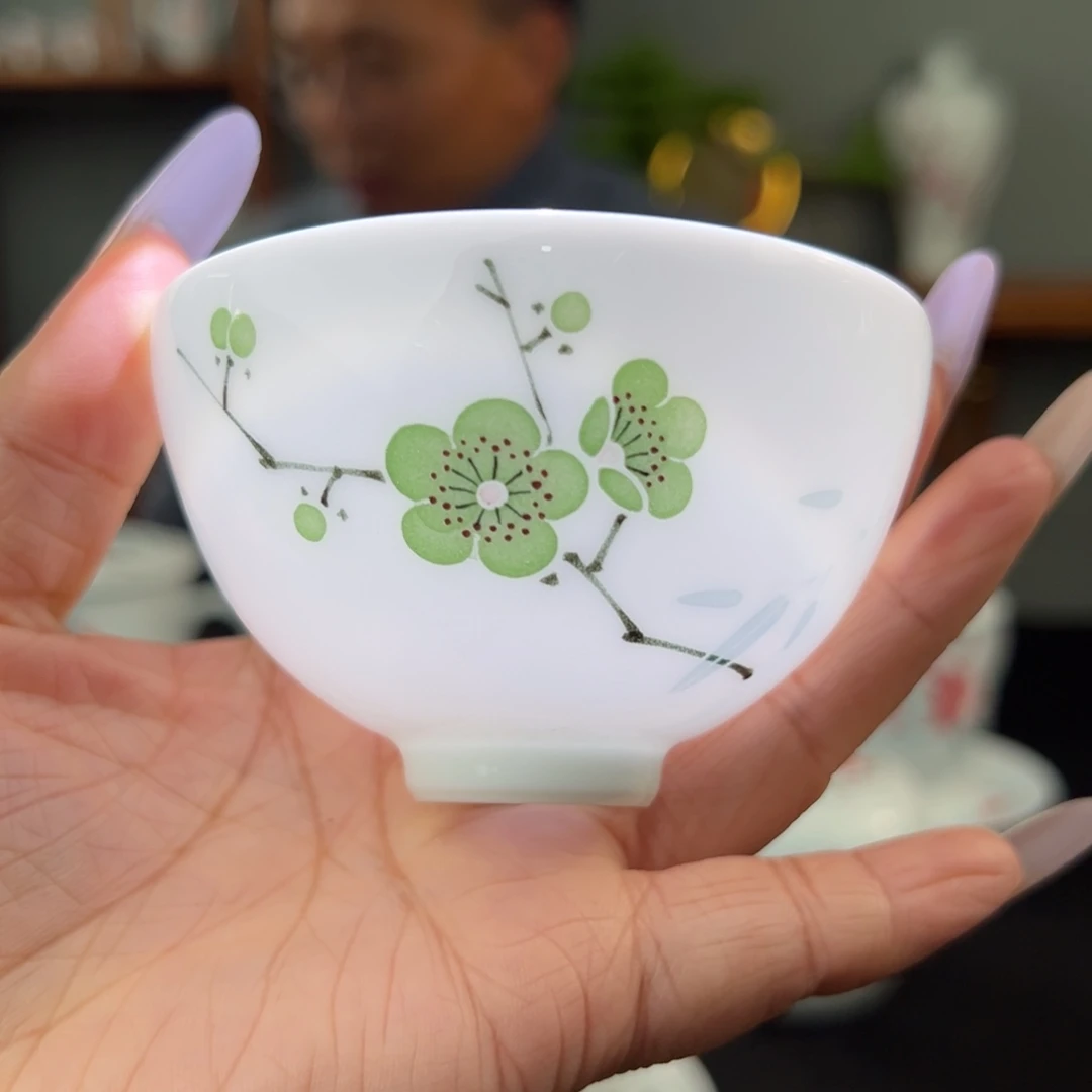 玉泥翠竹青梅鸡心杯