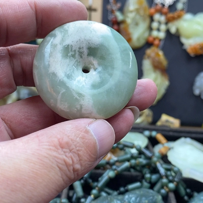 【闪购商品】蛇纹石玉手牌未镶嵌恩**妈