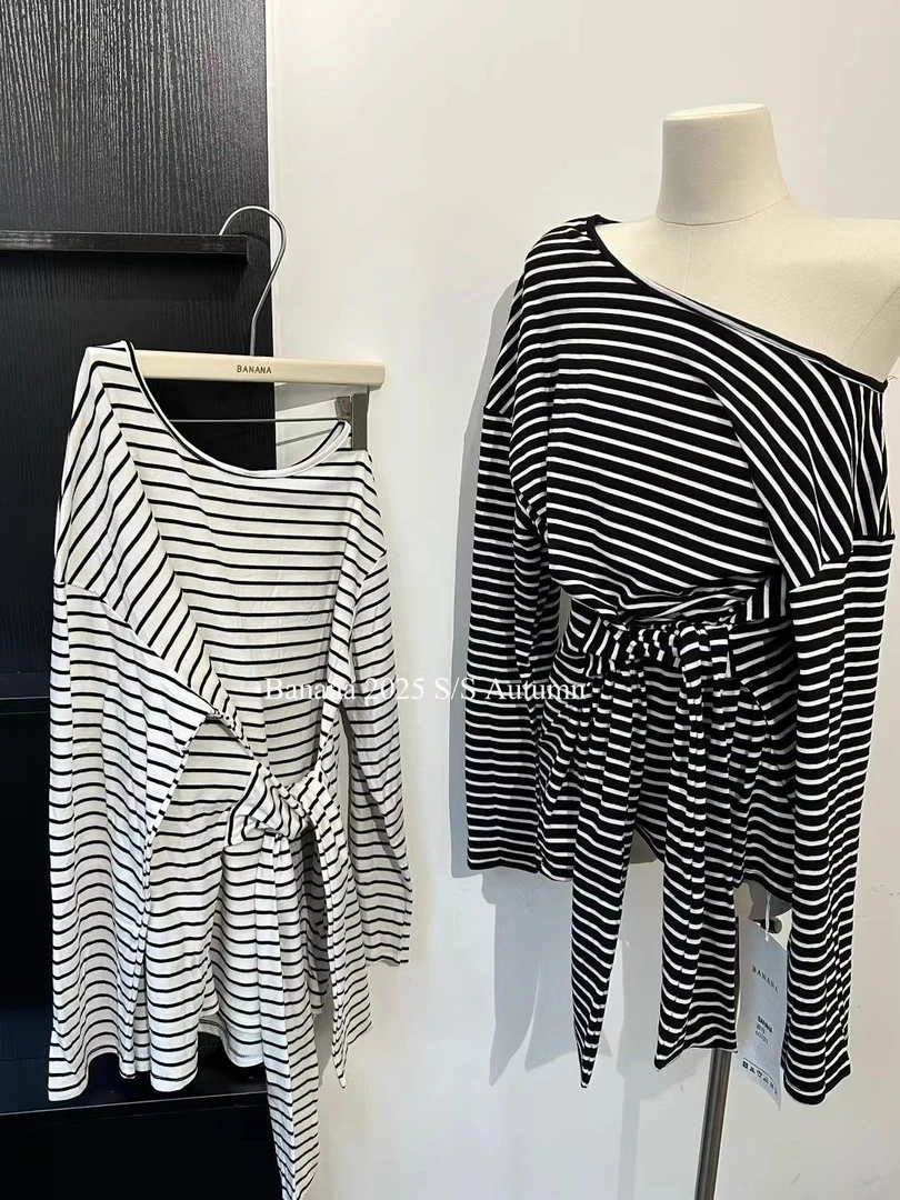 特大码300斤春秋条纹慵懒露肩长袖T恤女假两件绑带设计感气质上衣