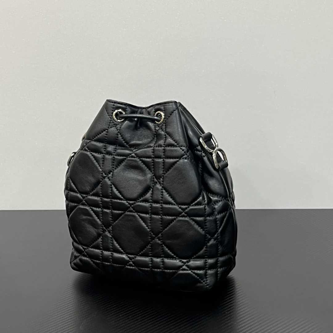 手工真皮包-L88030-收紧-蒂-黑