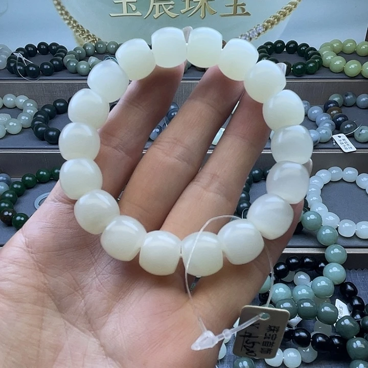未镶嵌手链和田玉