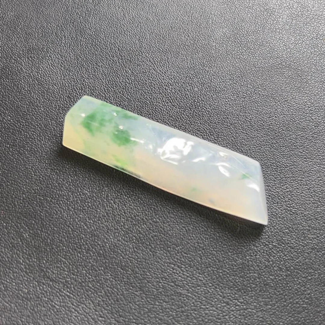 定制翡翠未镶嵌冰飘绿花