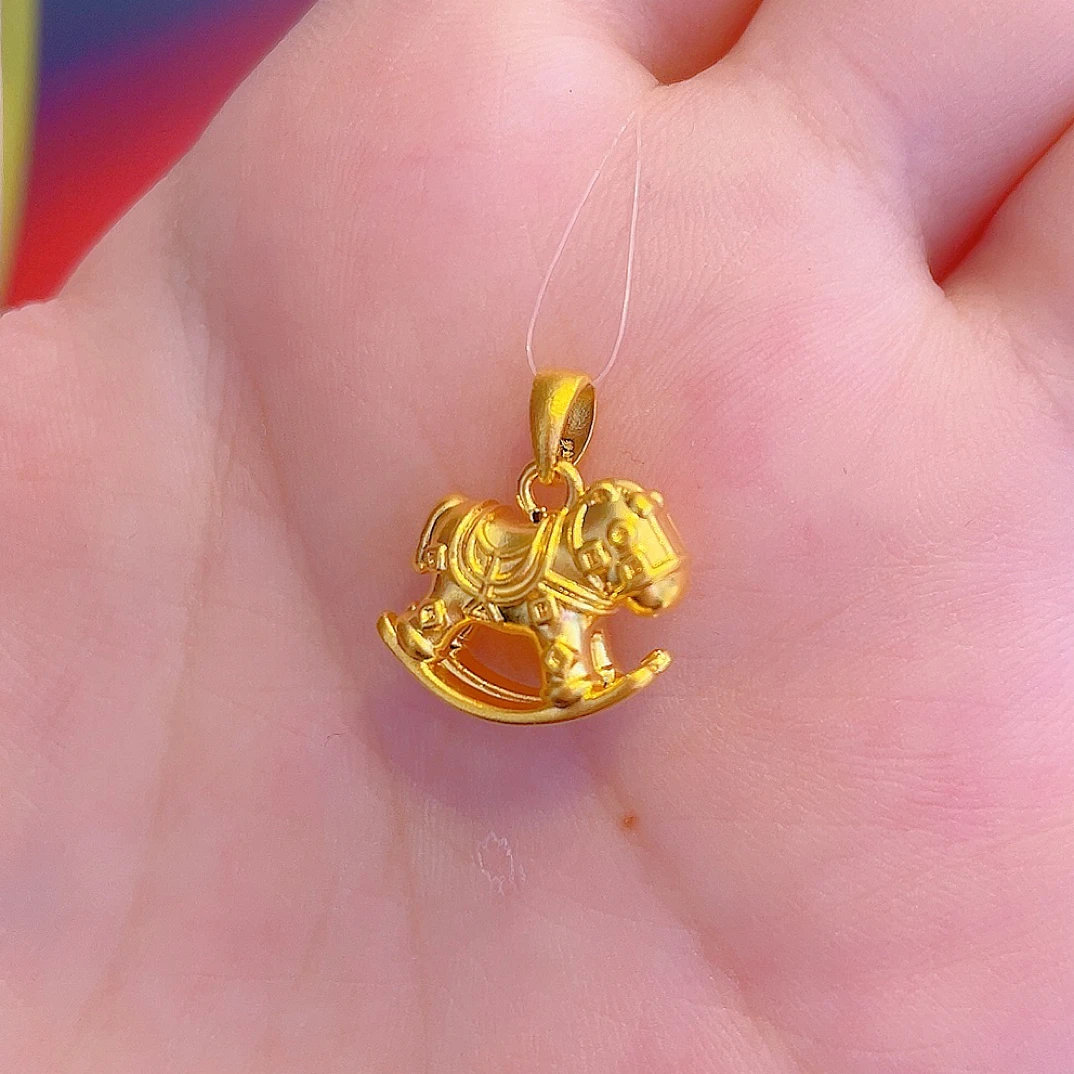 足金木马时尚小吊坠1.21g