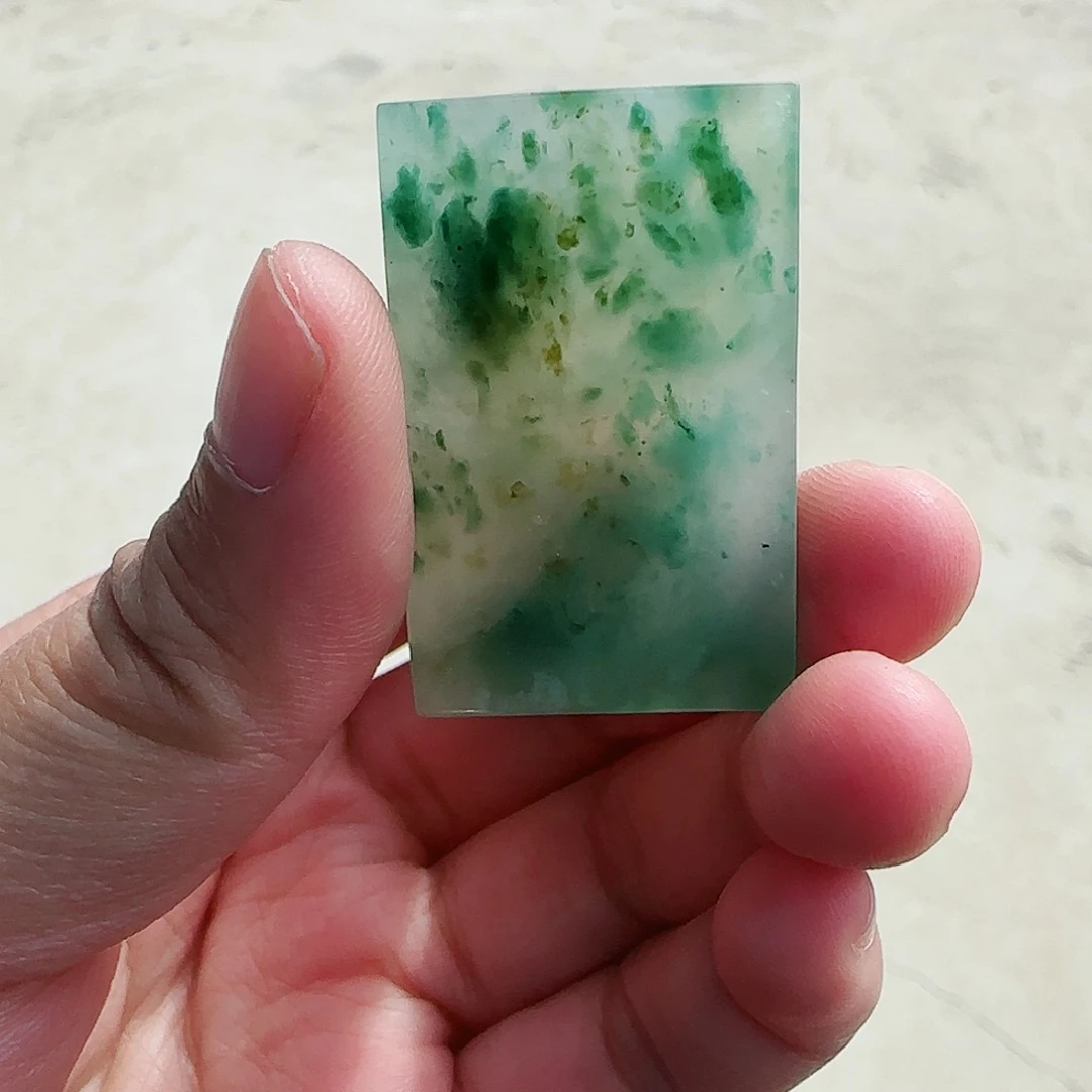 石英质玉颈饰未镶嵌