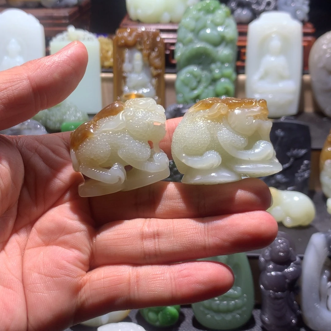 和田玉未镶嵌挂件