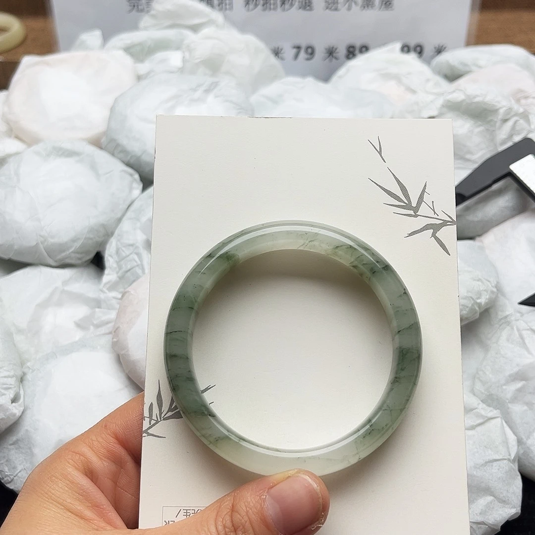 未镶嵌手镯石英质玉11