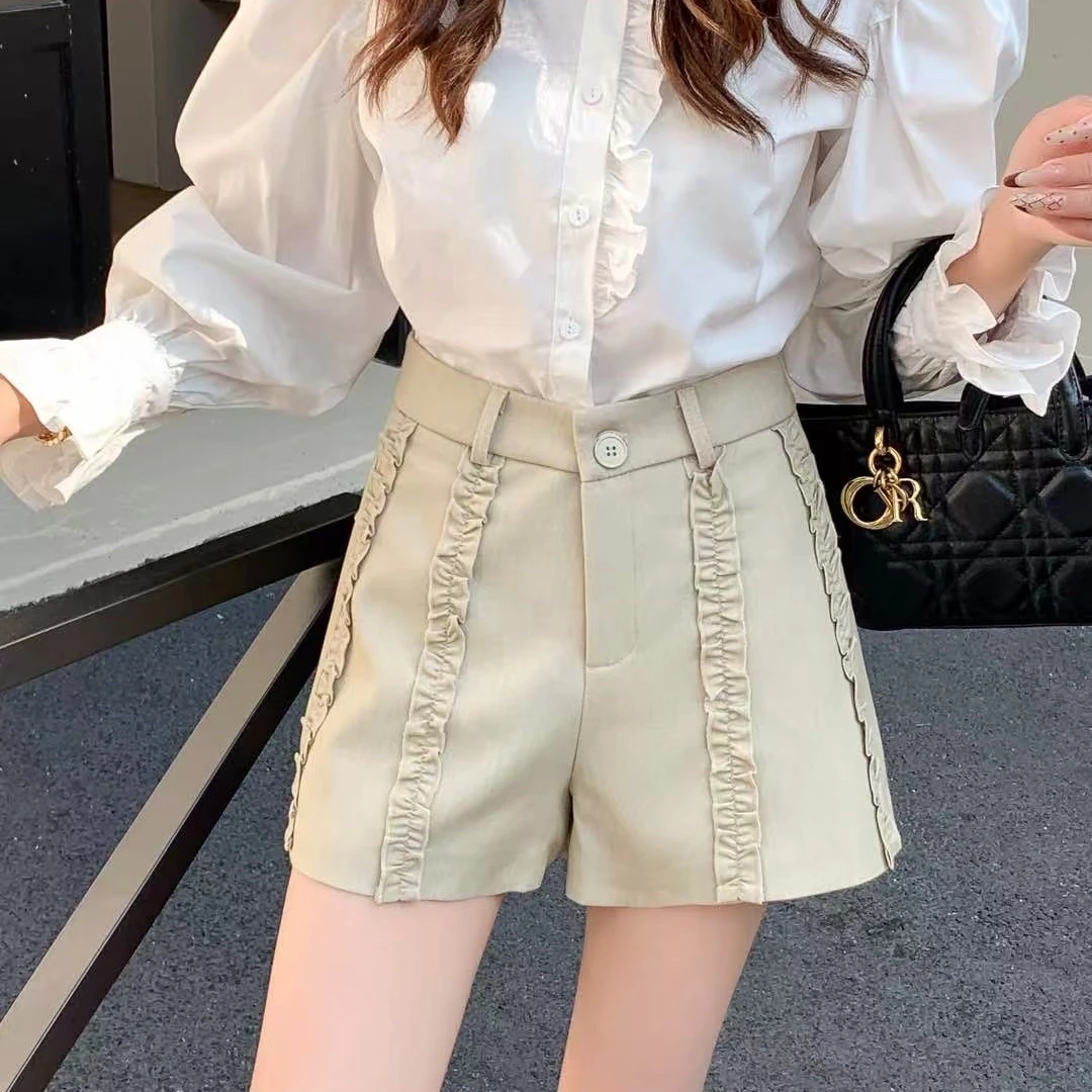 花边装饰西装短裤女春秋款2025年新款高腰显瘦黑色外穿休闲阔腿裤