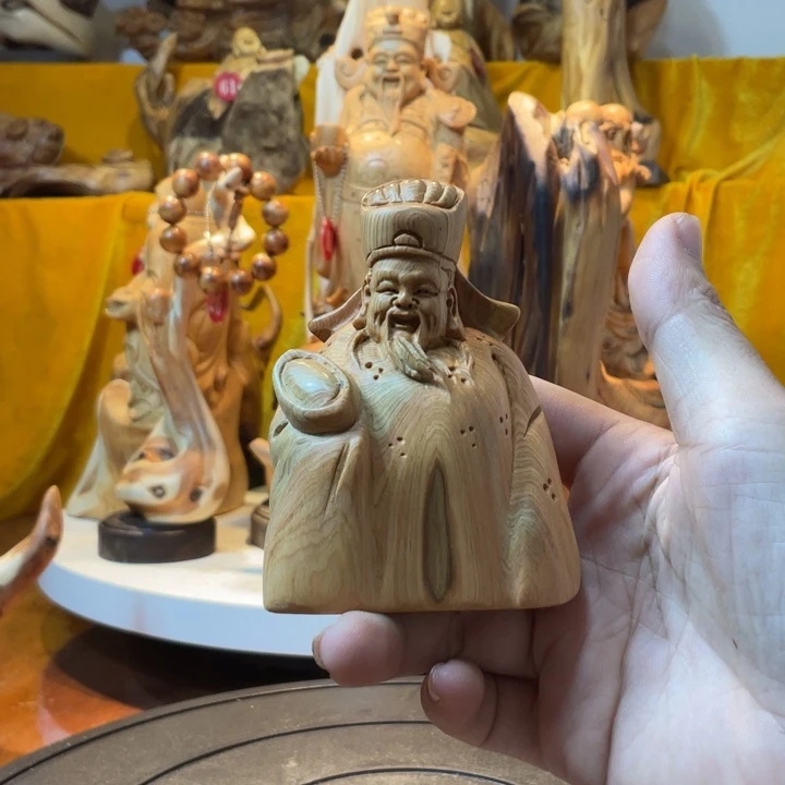 柏木（崖柏）   财神