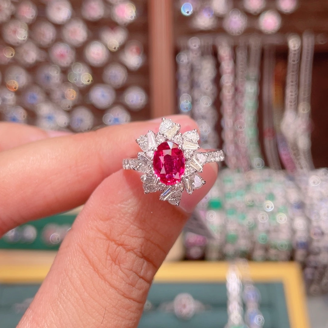 18K金镶嵌戒指红宝石1.13ct 无烧