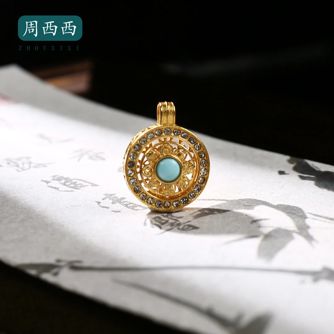 周西西精美珠宝绿松石圆牌吊坠经典百搭多样性发货18026