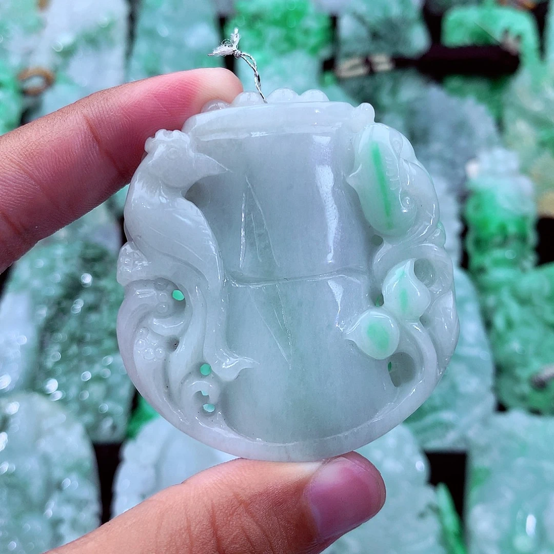 翡翠未镶嵌吊坠(不含链)