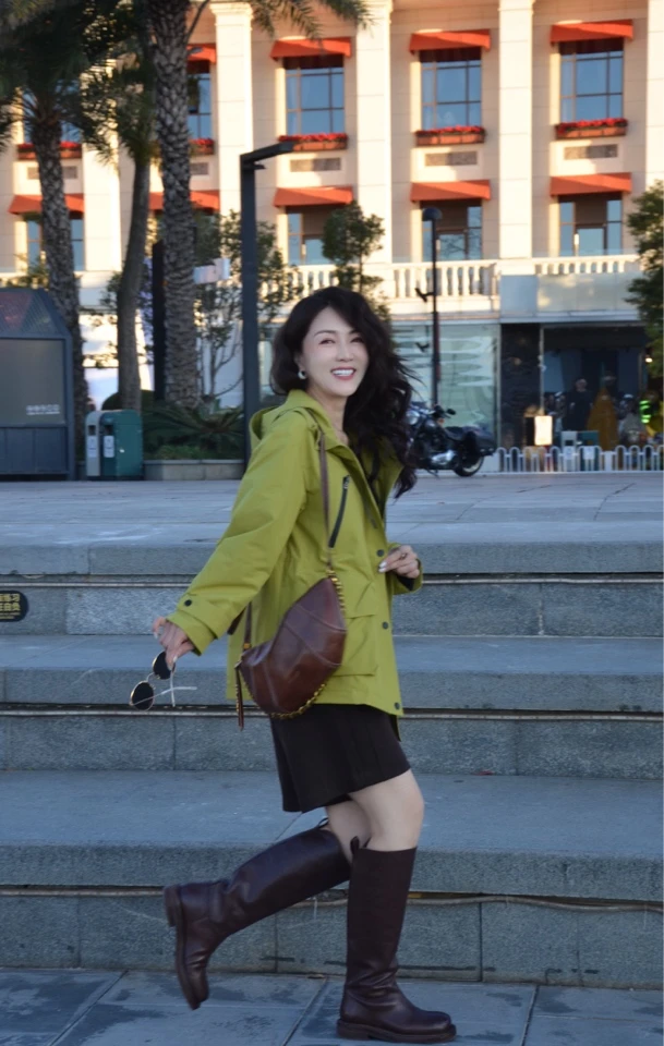 （现货）爆款鹅绒冲锋衣~腰部带松紧抽绳