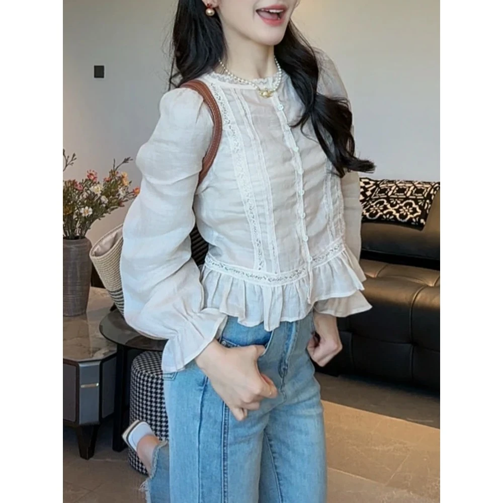 韩版纽扣设计感长袖衬衫女年秋季新款蕾丝拼接慵懒感圆领衣服