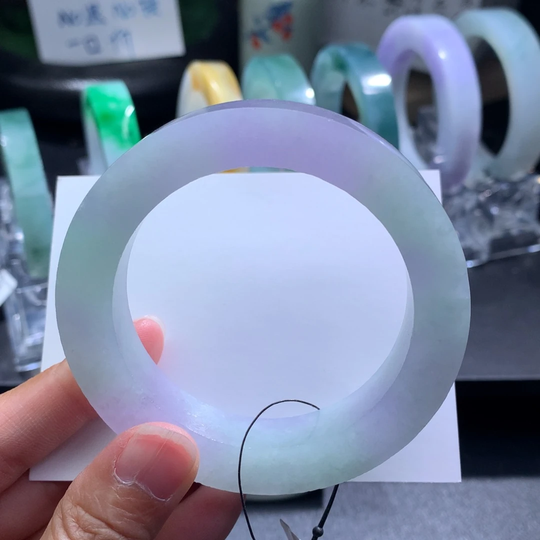 未镶嵌手镯定制翡翠