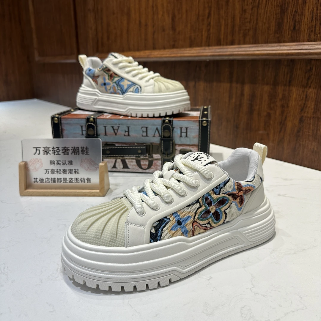 新款轻奢时尚潮流春秋秋季增高青少年休闲鞋透气奢潮刺绣休闲板鞋