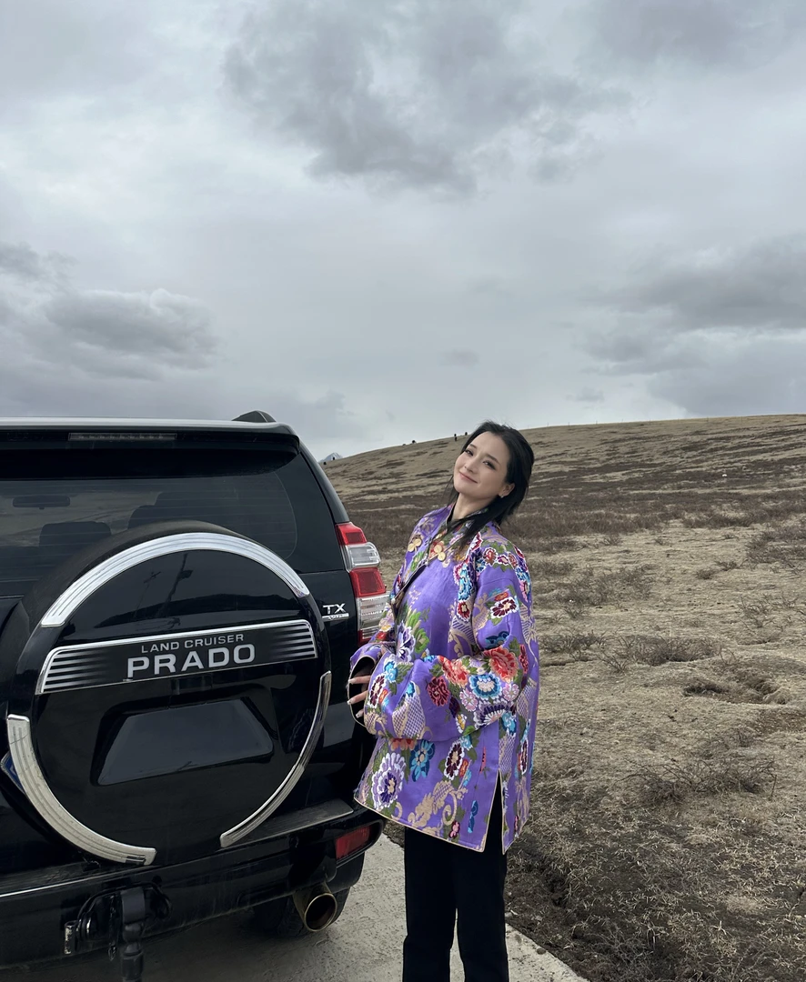 宝子同款进口加色外套