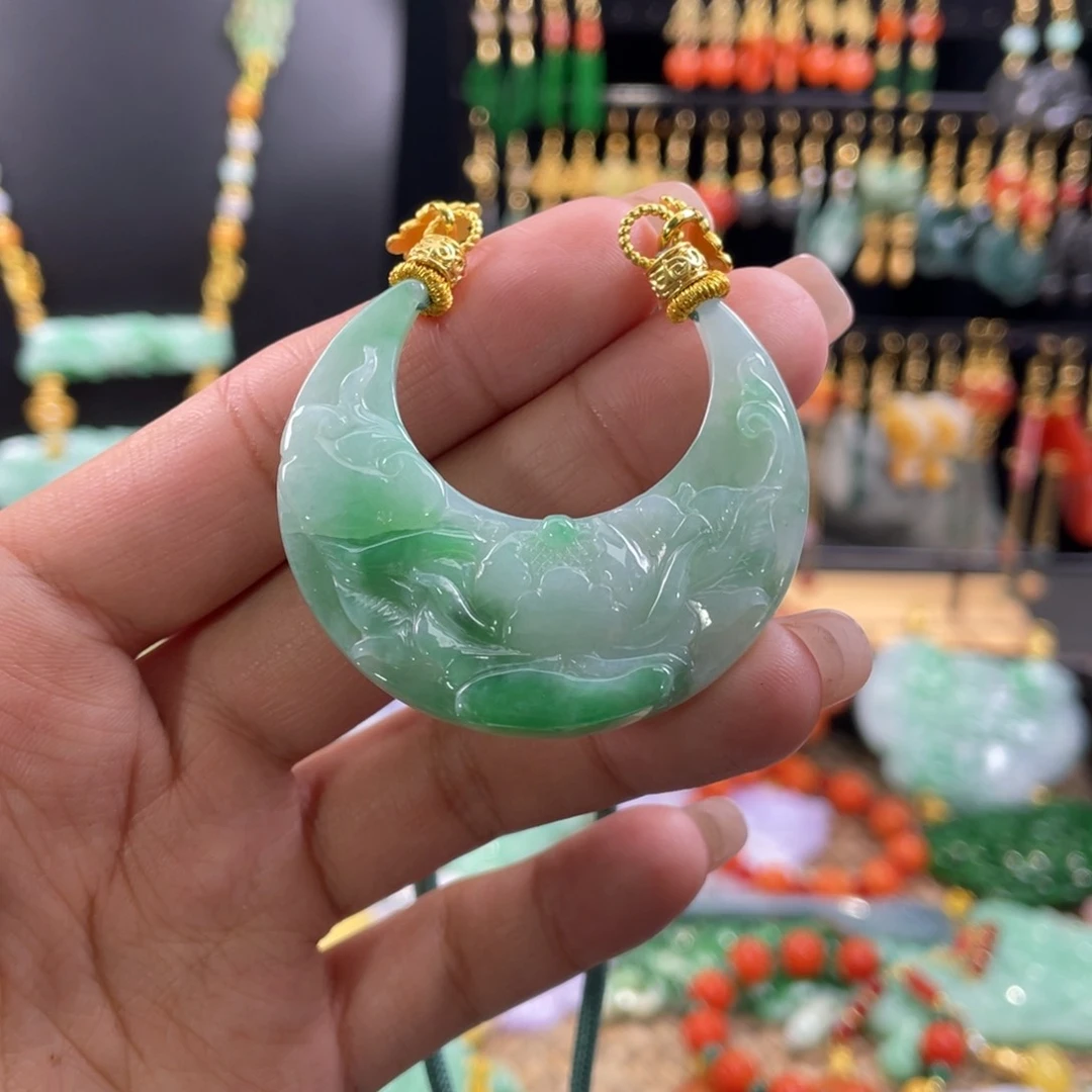 翡翠颈饰未镶嵌代编织