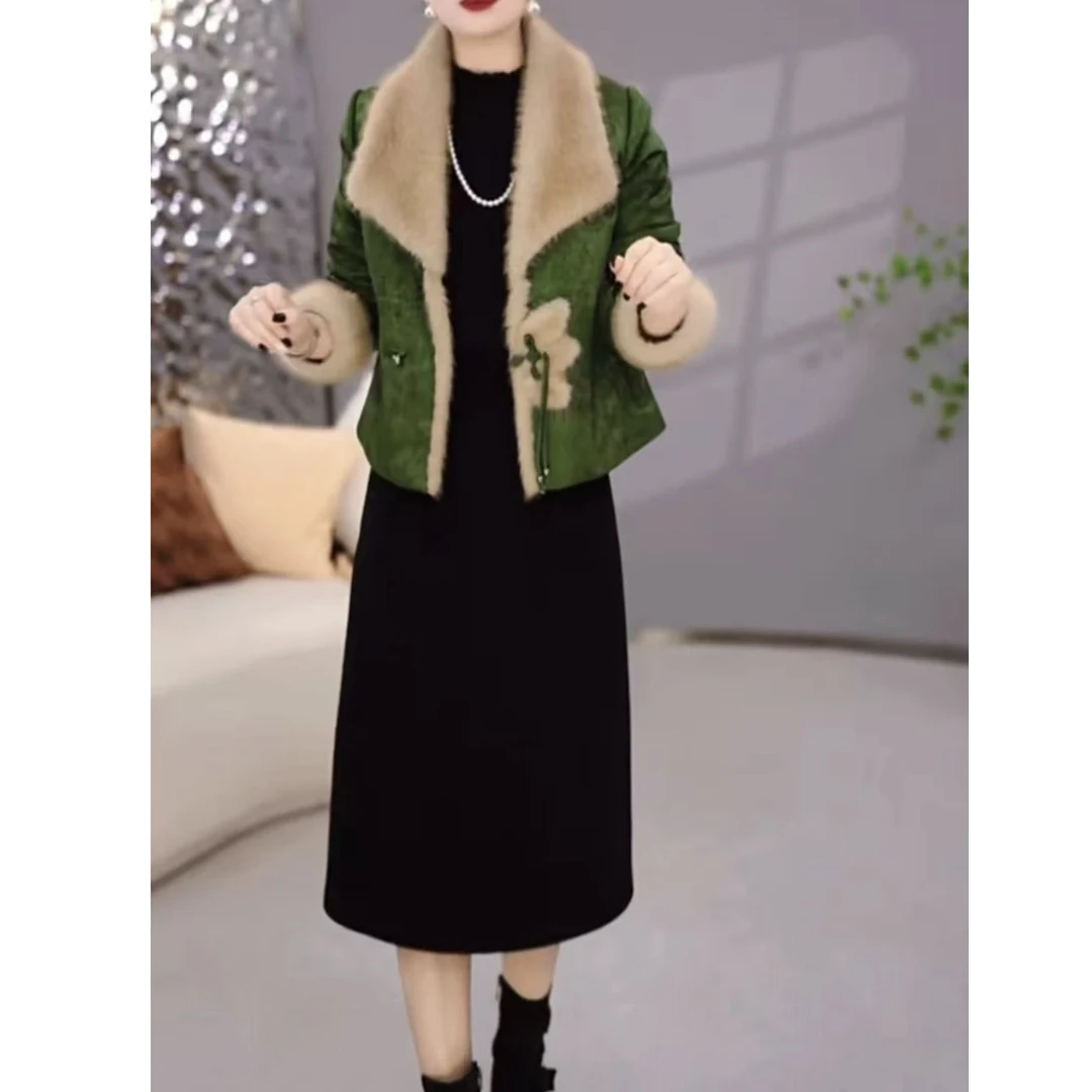 【外套+连衣裙】2025冬季新款时尚复古绿色气质加厚保暖毛领套装裙