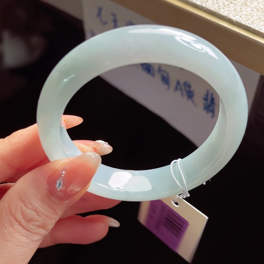 翡翠未镶嵌手镯手镯