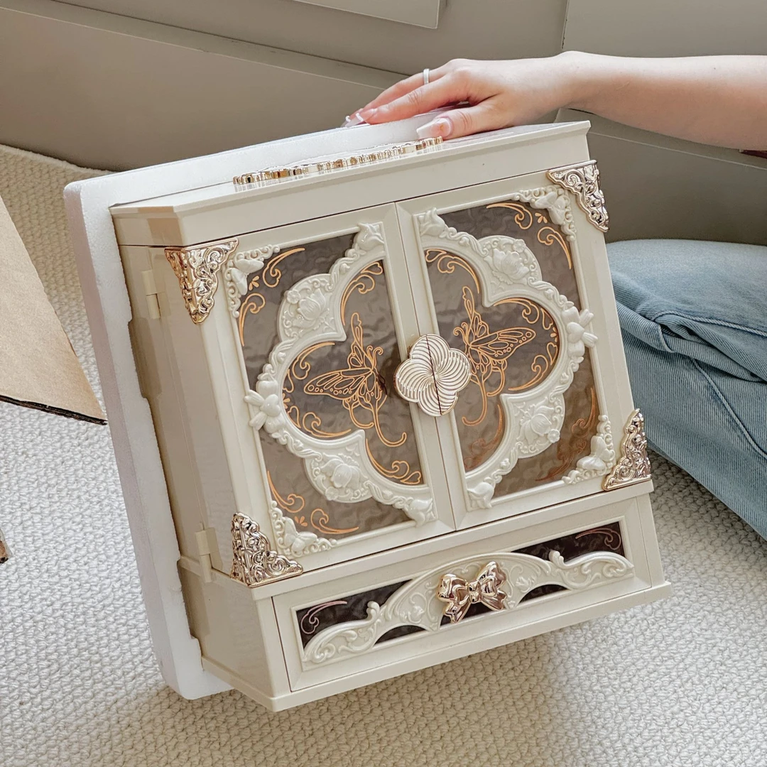 蝶恋花化妆品收纳盒led三色美妆镜情人节送女生朋友学生化妆镜