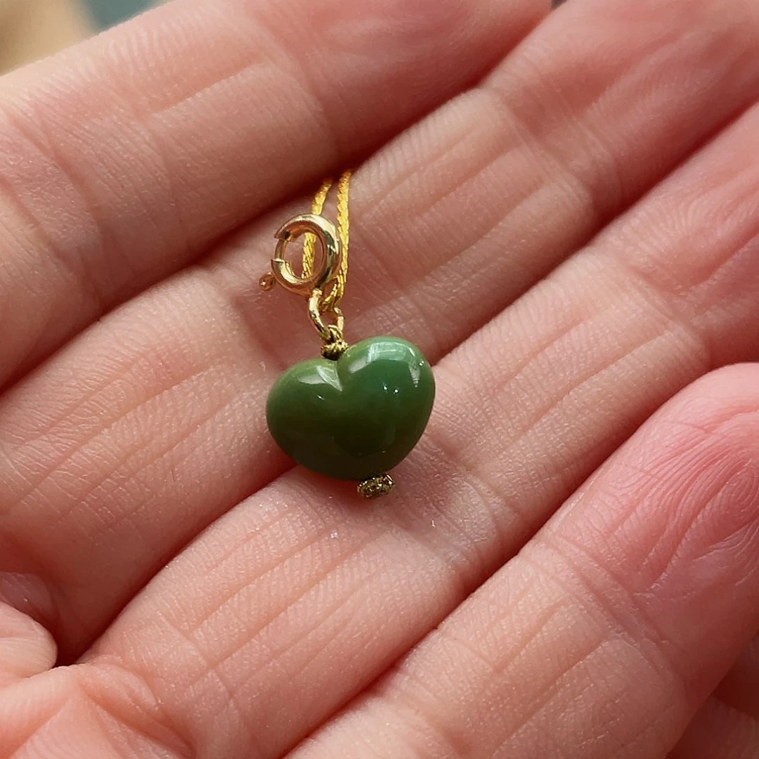 绿松石颈饰未镶嵌