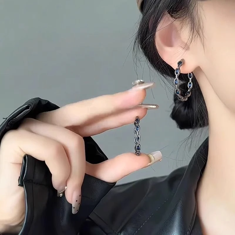 铜合金耳饰 2025新款耳环个性气质高级耳扣百搭时尚复古轻奢耳饰