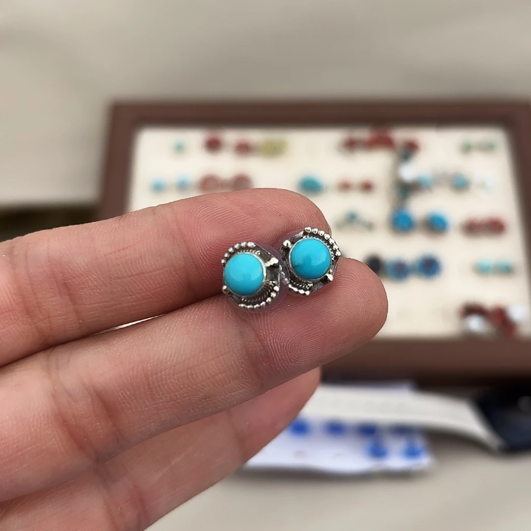 925银羽毛耳钉 松