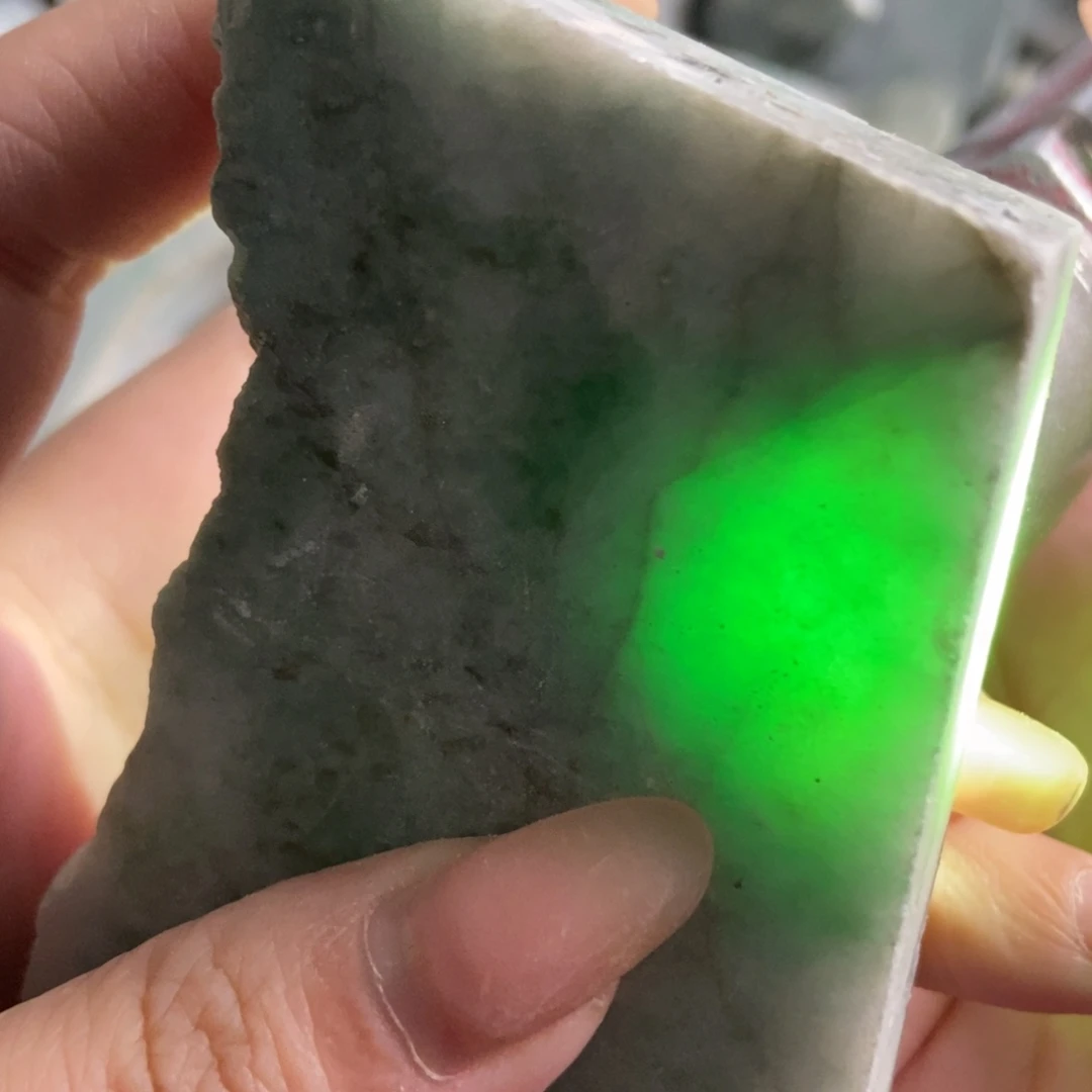 翡翠未镶嵌挂件天然翡翠