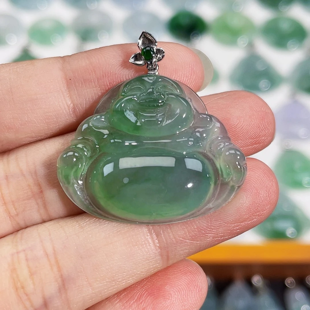 颈饰18K金镶嵌翡翠吊坠