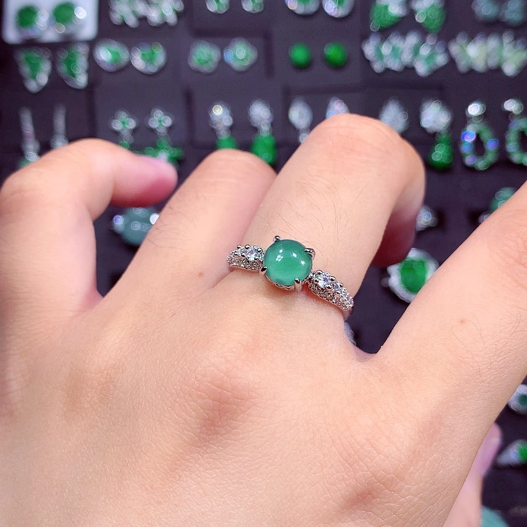 颈饰未镶嵌翡翠天然