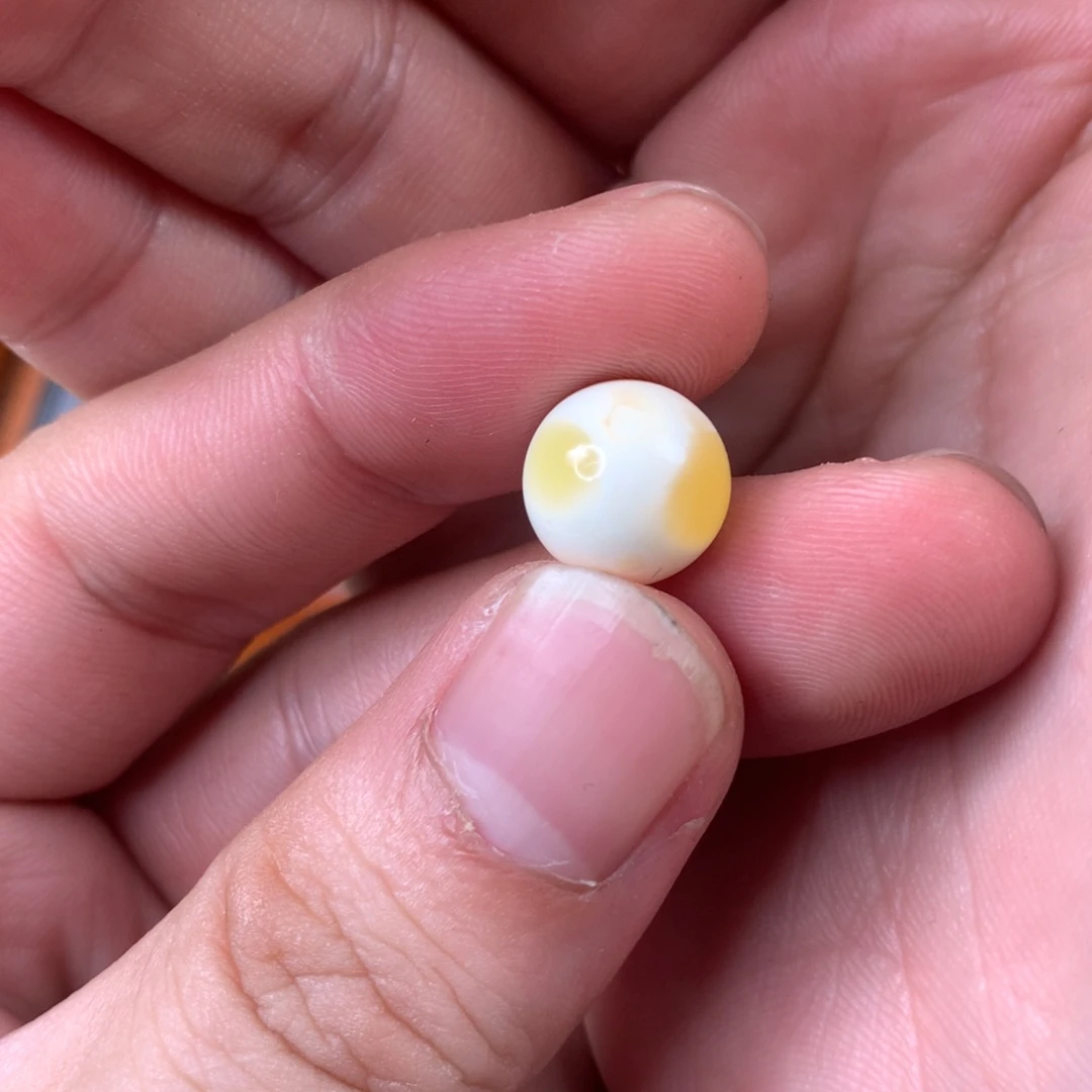 一***饭琥珀未镶嵌裸石圆珠