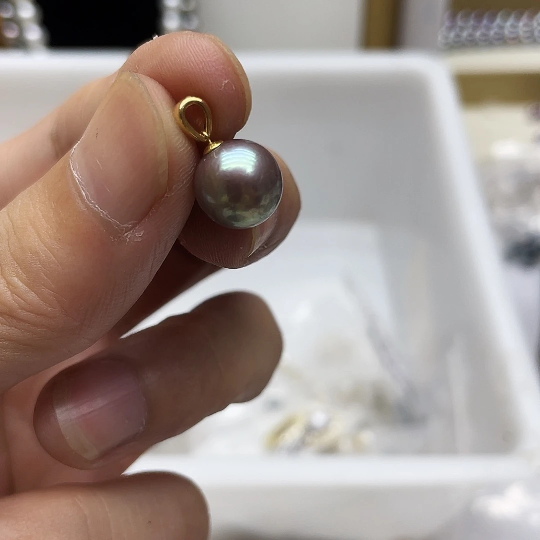 淡水珍珠18K金镶嵌颈饰